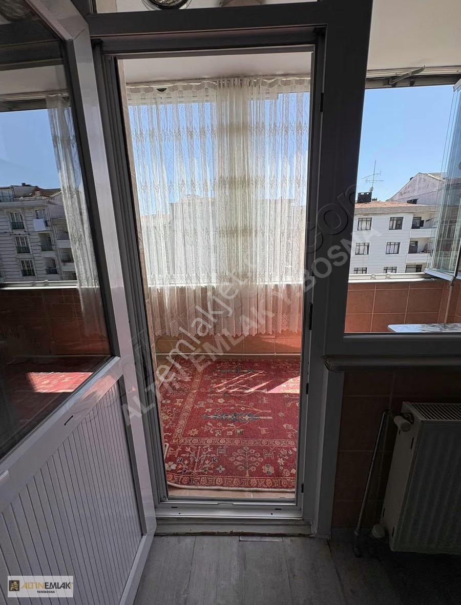 Yenibosna Zafer Mahallesi 'inde 3+1 Satılık Daire - Görsel 5