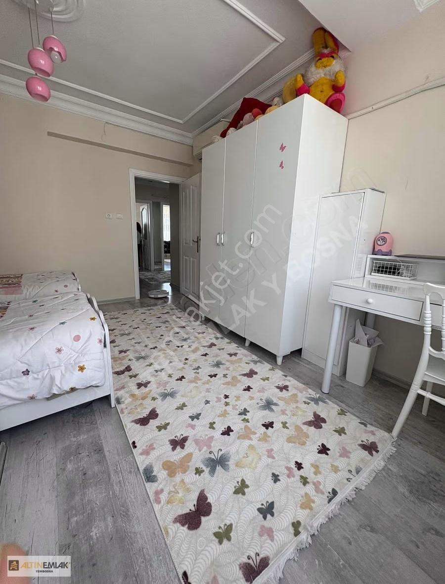 Yenibosna Zafer Mahallesi 'inde 3+1 Satılık Daire - Görsel 28