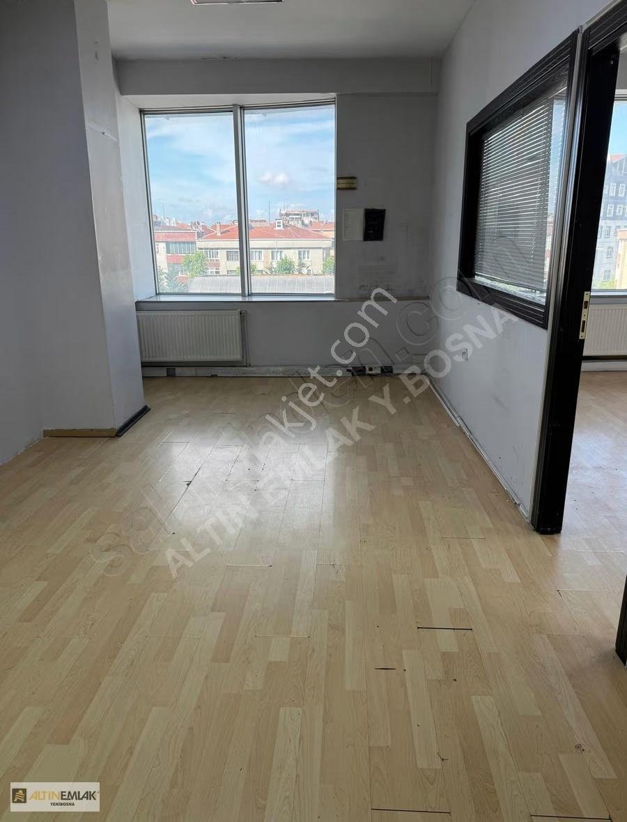 Yenibosna Cadde Üzeri Plazada 400 M2 Ofis İmalat - Görsel 7