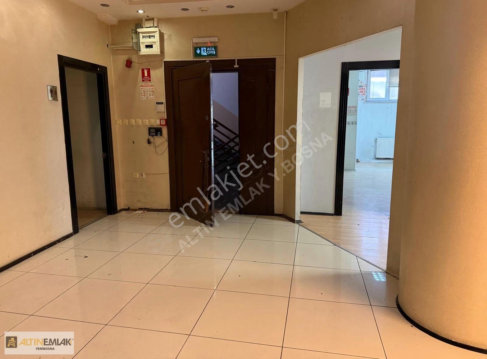 Yenibosna Cadde Üzeri Plazada 400 M2 Ofis İmalat - Görsel 13
