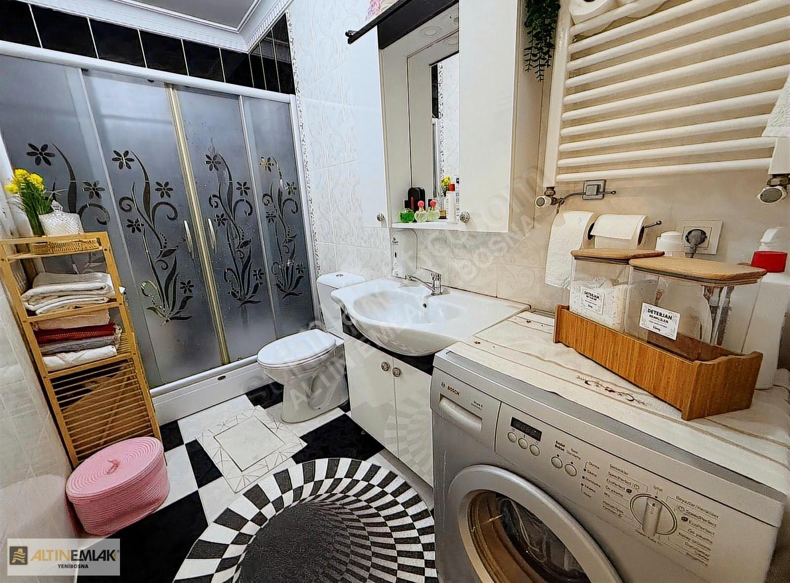 Çobançeşme'de Sitede Kapalı Otoparklı Lüks Dubleks Daire - Görsel 31
