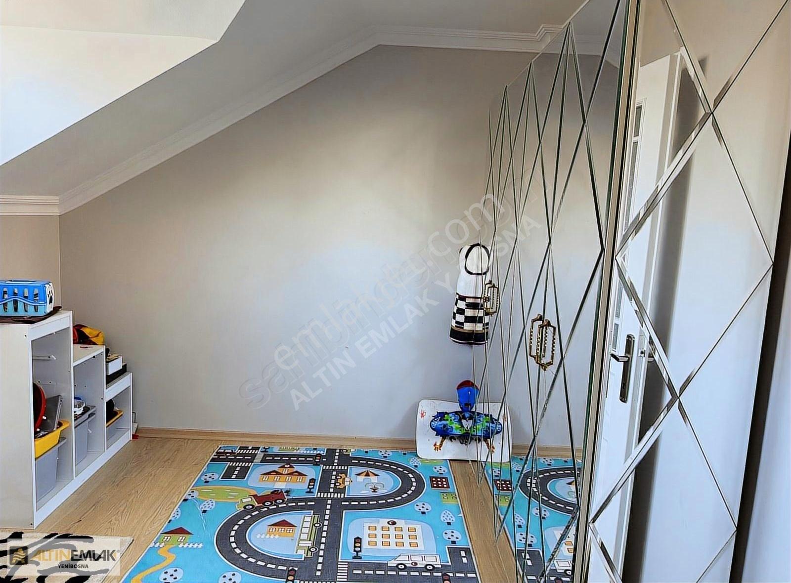 Çobançeşme'de Sitede Kapalı Otoparklı Lüks Dubleks Daire - Görsel 29