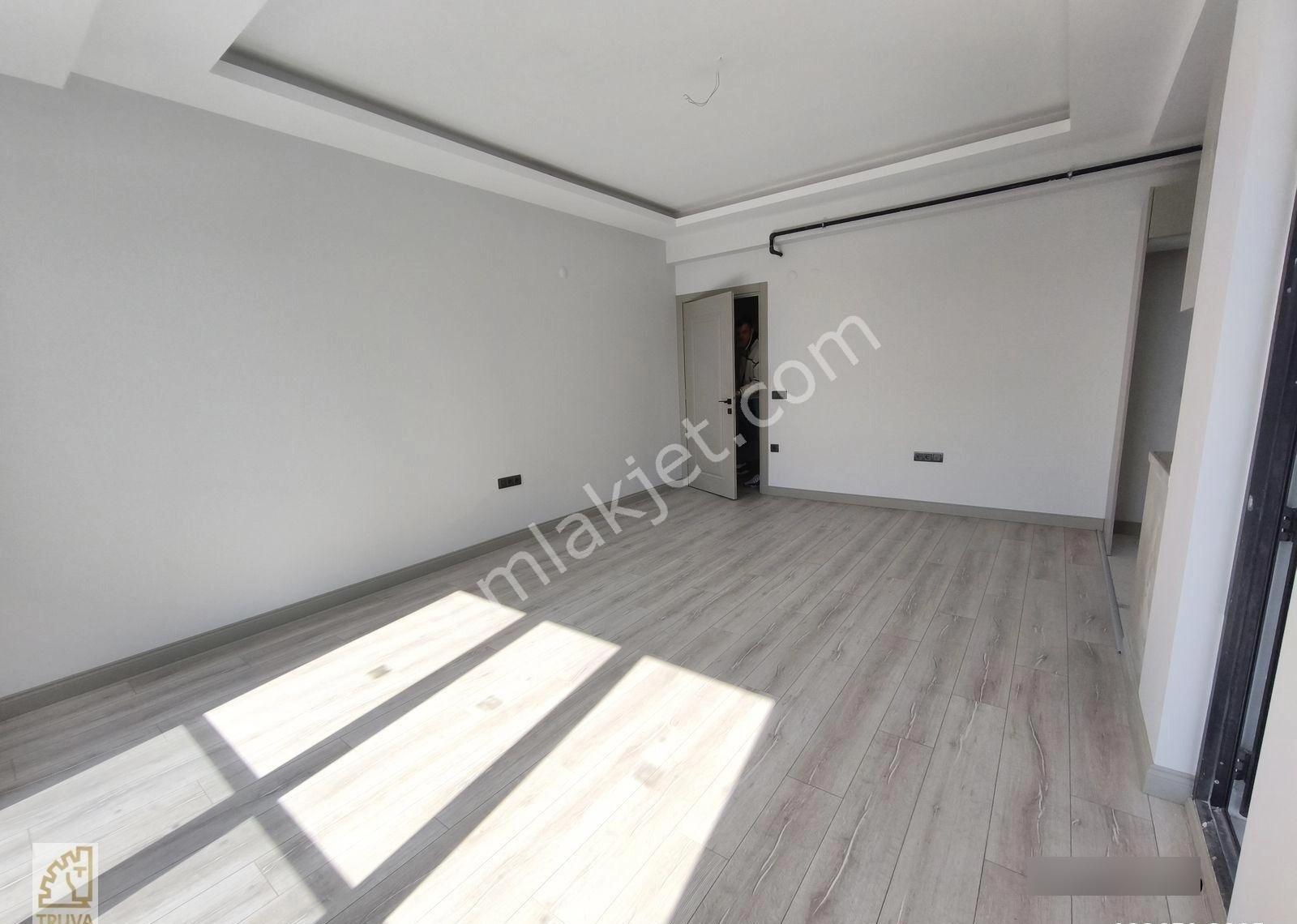 Truva/nazım Demirci'den Anayola Cephe Kiralık 2+1 İşyeri - Görsel 13