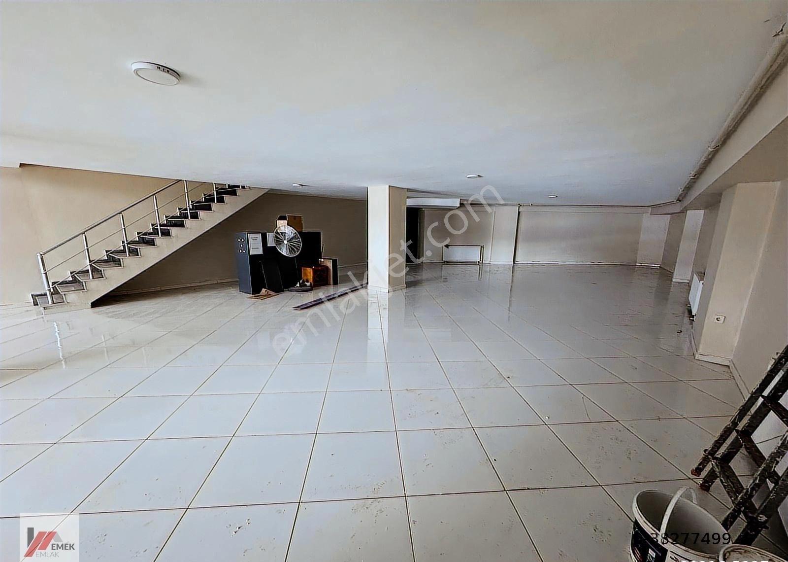Emek Emlak'tan Ana Cadde Üzeri Kiralık 380 M2 Asma Katlı Dükkan - Görsel 12