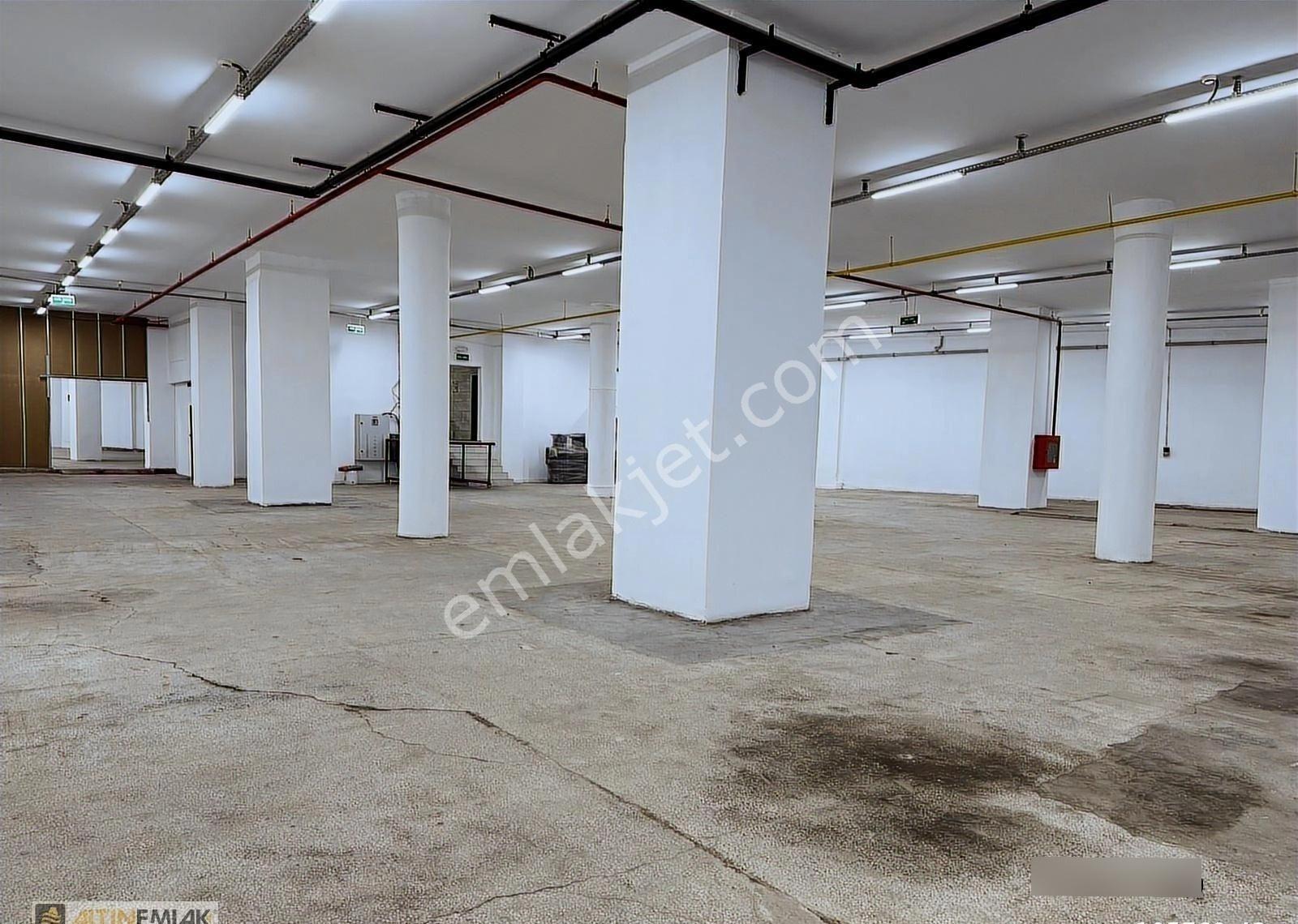 Yenibosnada İmalata Uygun 1500m2 İş Hanında 5m Tavan Yüksekliği - Görsel 21
