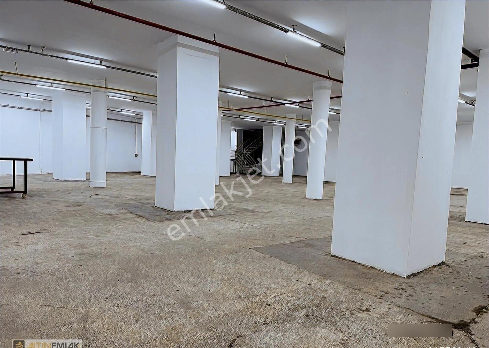 Yenibosnada İmalata Uygun 1500m2 İş Hanında 5m Tavan Yüksekliği - Görsel 2