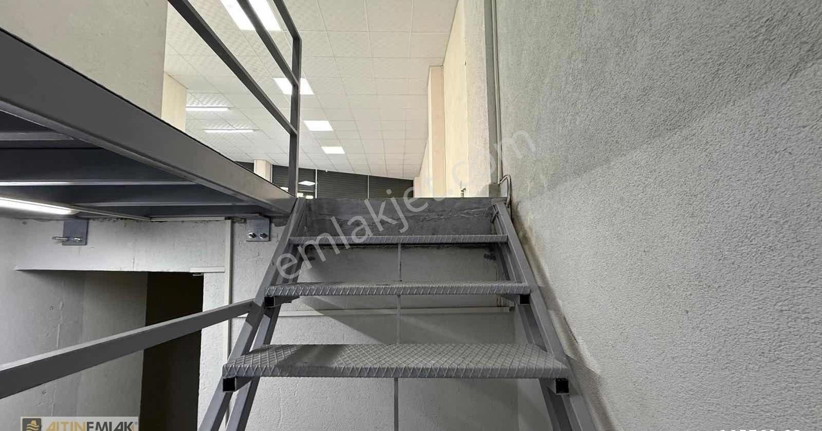 İkitelli´de İşlek Konumda 145 M² Satılık Depolu Dükkan Fırsatı - Görsel 12