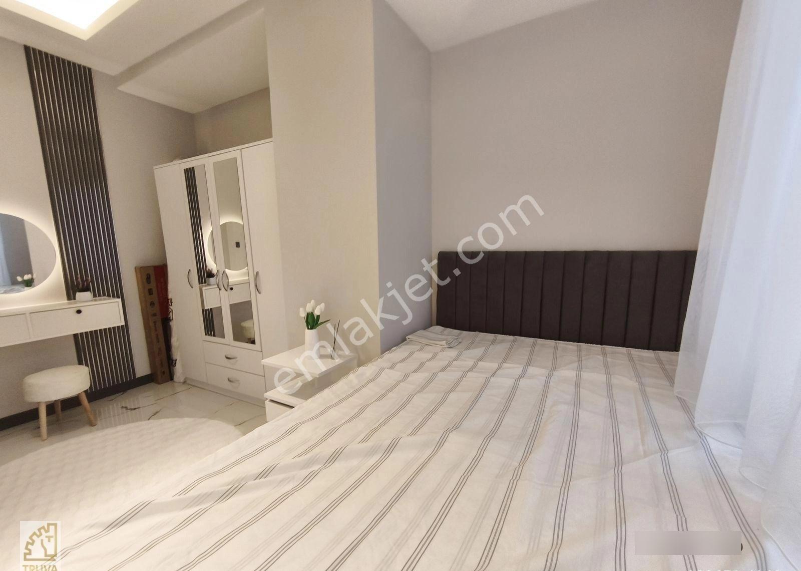 Truva/nazım Demirci'den Sıfır Eşyalı Satılık 1+1 Lüks Daire - Görsel 29