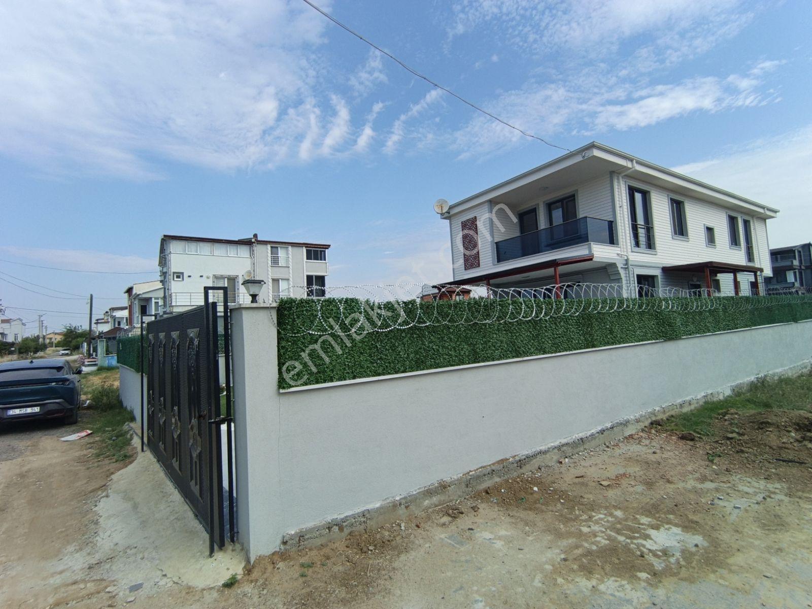 Uygun İskanlı 350 M2 Arsa İçinde 5+1 Doğalgazlı Müstakil Villa. - Görsel 6