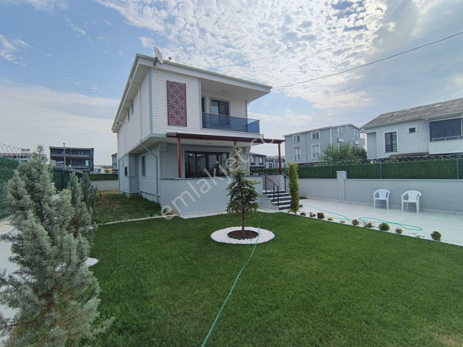 Uygun İskanlı 350 M2 Arsa İçinde 5+1 Doğalgazlı Müstakil Villa. - Görsel 34