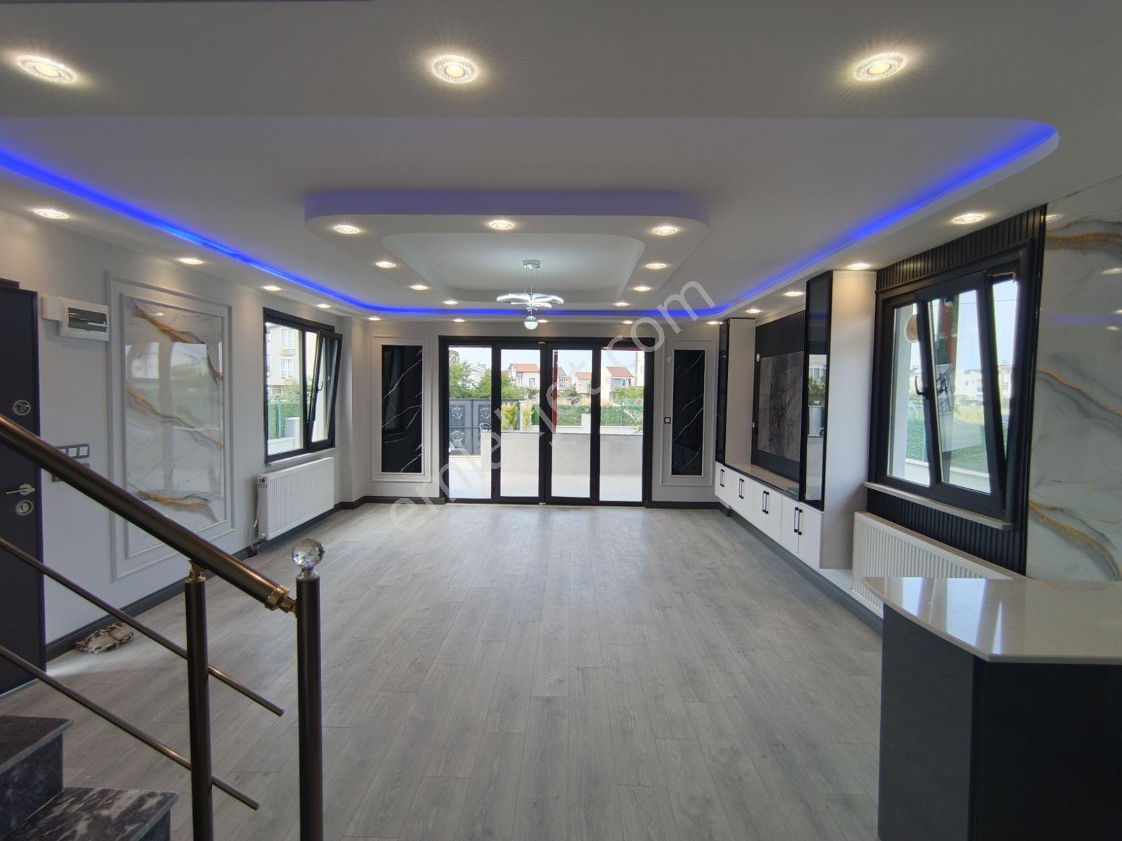 Uygun İskanlı 350 M2 Arsa İçinde 5+1 Doğalgazlı Müstakil Villa. - Görsel 22