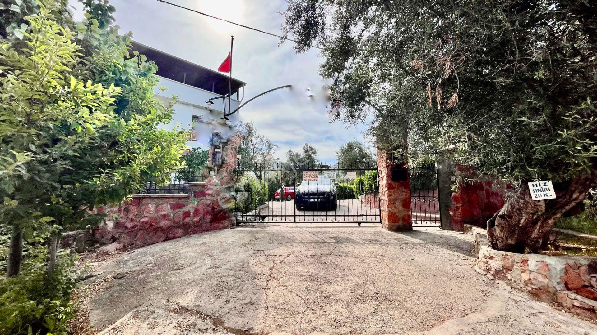 ꧁sadece Ay Emlaktan꧂güre'de Deniz Ve Dağ Manzaralı Yüzme Havuzlu Satılık 3+1 Lüks Villa - Görsel 34