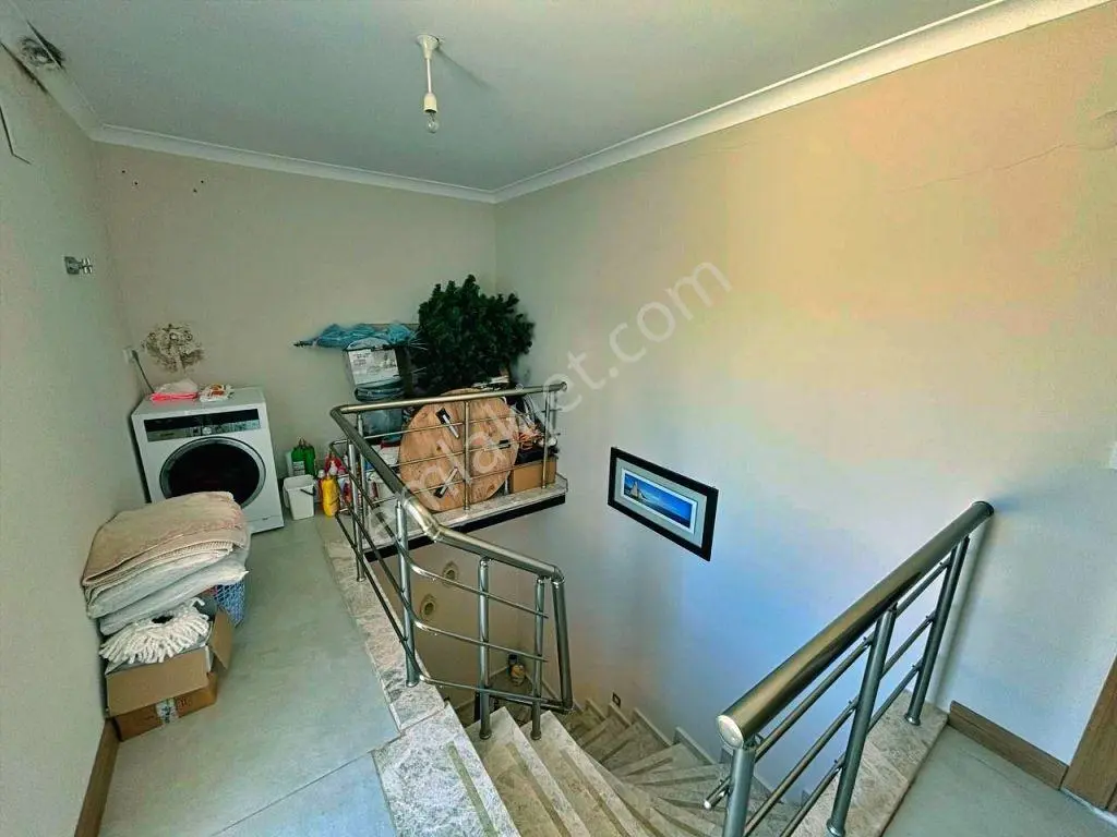 Uytundan Burhaniye İskele Denize 150 Mt Bahçeli Otoparklı Villa - Görsel 16