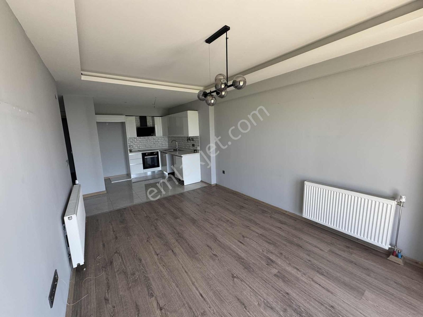 Torbalı Da İzban Yakını Havuzlu Sitede Kiralık 1+1 Daire - Görsel 4