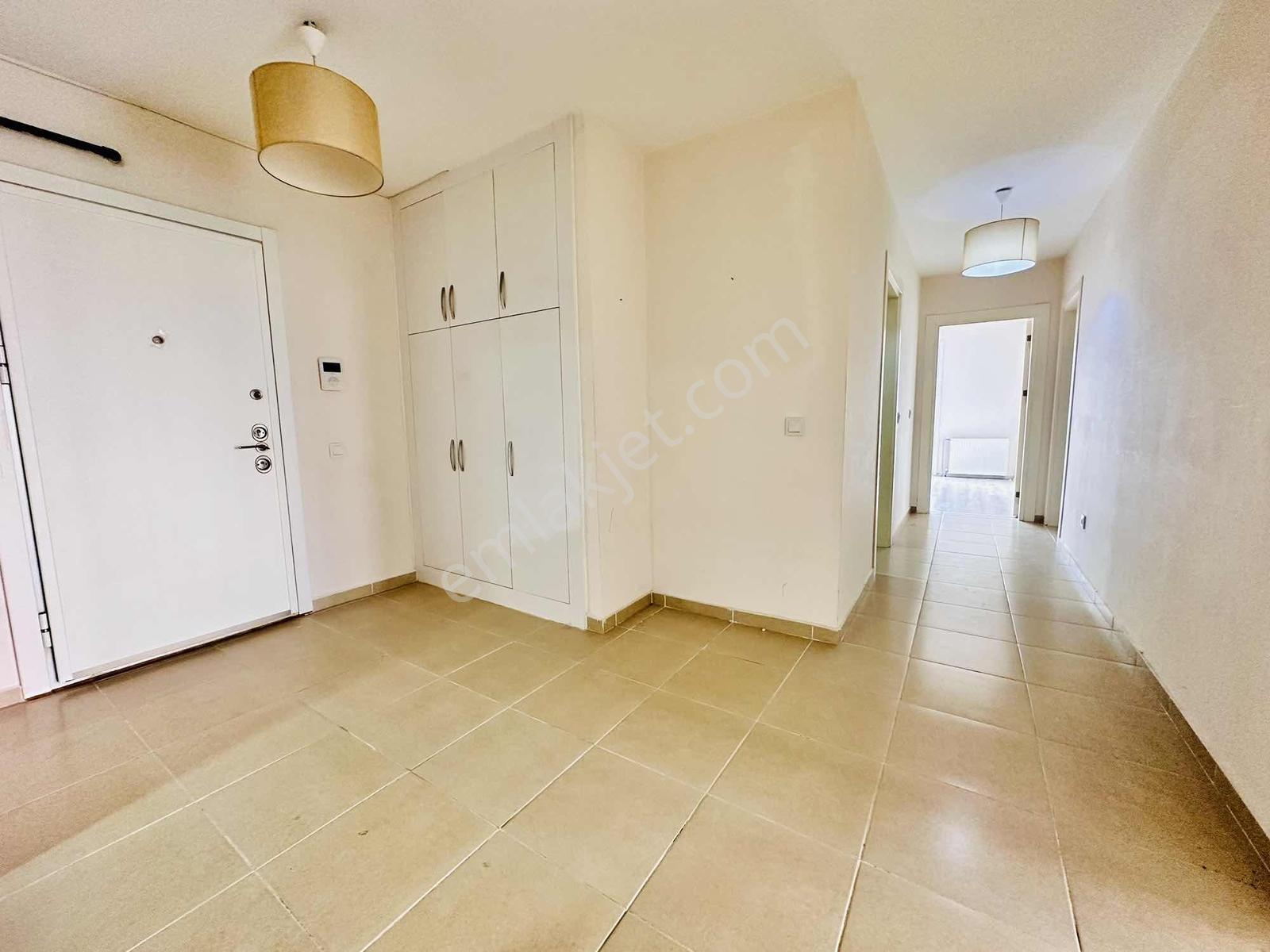 Palmiye Konakları Temiz 145m2 Cadde Cepheli 2+1 Kiralık - Görsel 11