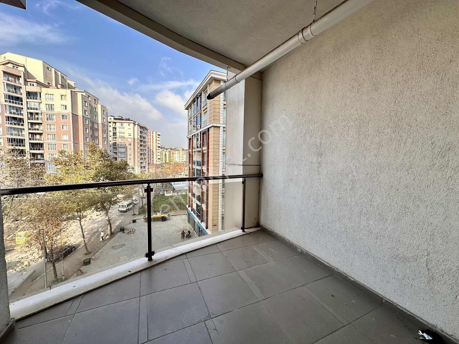 Palmiye Konakları Temiz 145m2 Cadde Cepheli 2+1 Kiralık - Görsel 14