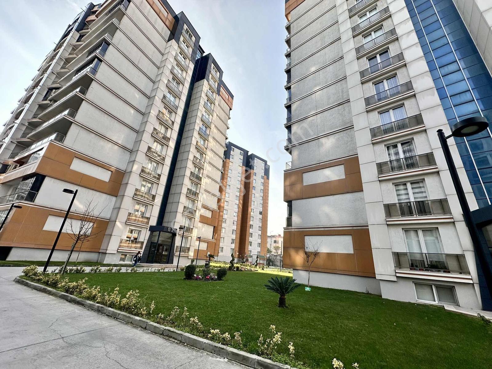 Palmiye Konakları Temiz 145m2 Cadde Cepheli 2+1 Kiralık - Görsel 4