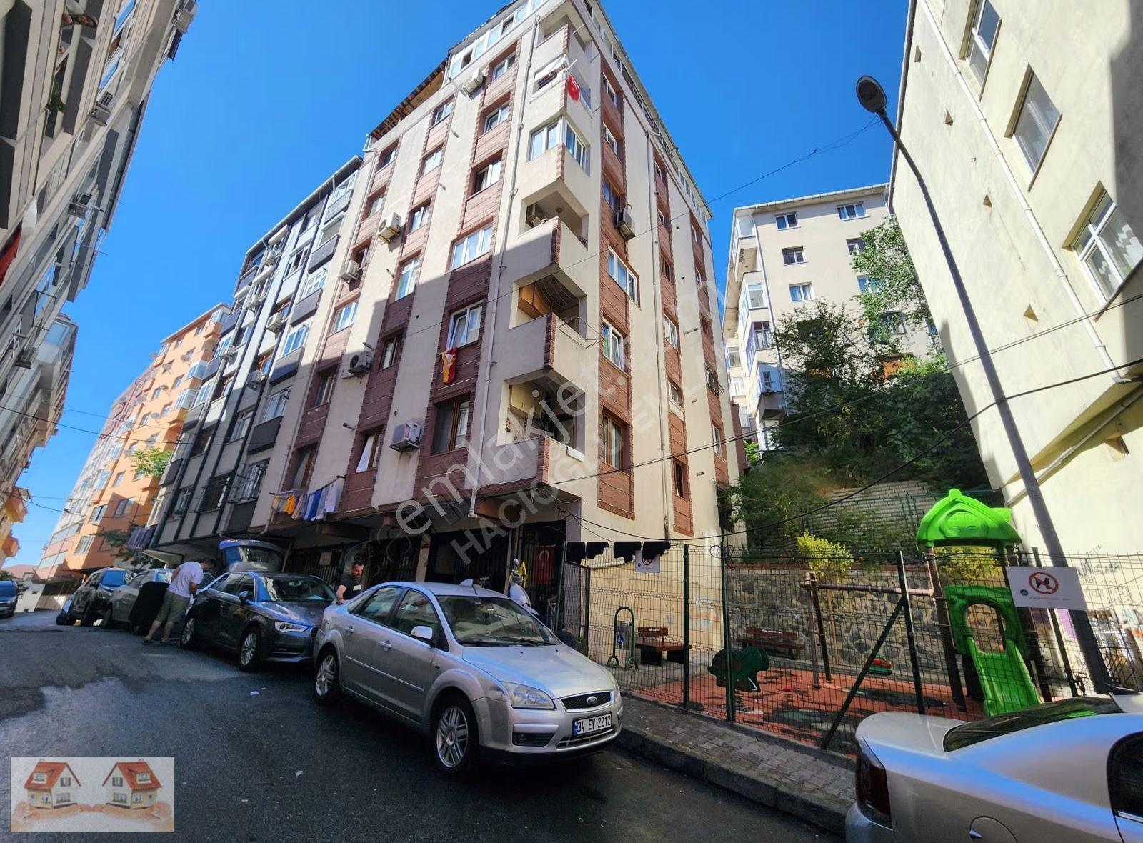 Mecidiyeköy Şahinler Sokak Ta Krediye Uygun Yokuşsuz 2+1 Daire - Görsel 31