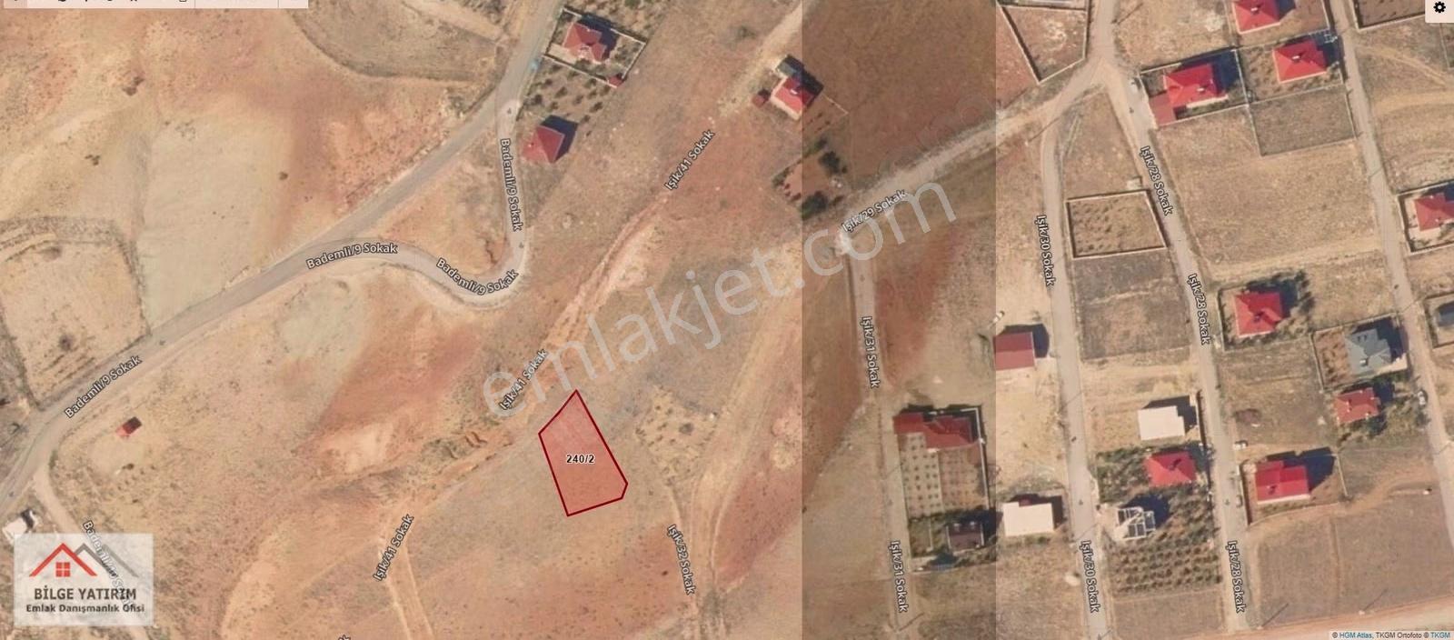 Niğde-çamardı-bademdere- İmarlı Köşe Parsel Satılık Arsa - Görsel 2