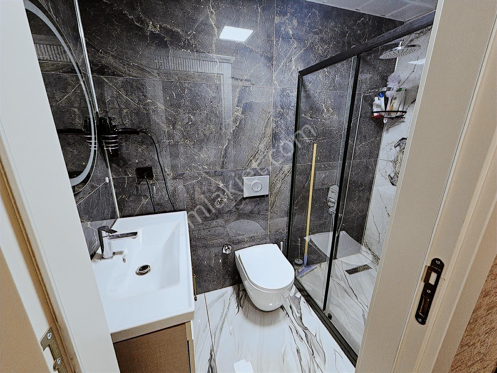 Güzelşehir Doğukente 4+1 Tek Katlı 245m2 Satılık Fırsat Daire - Görsel 28