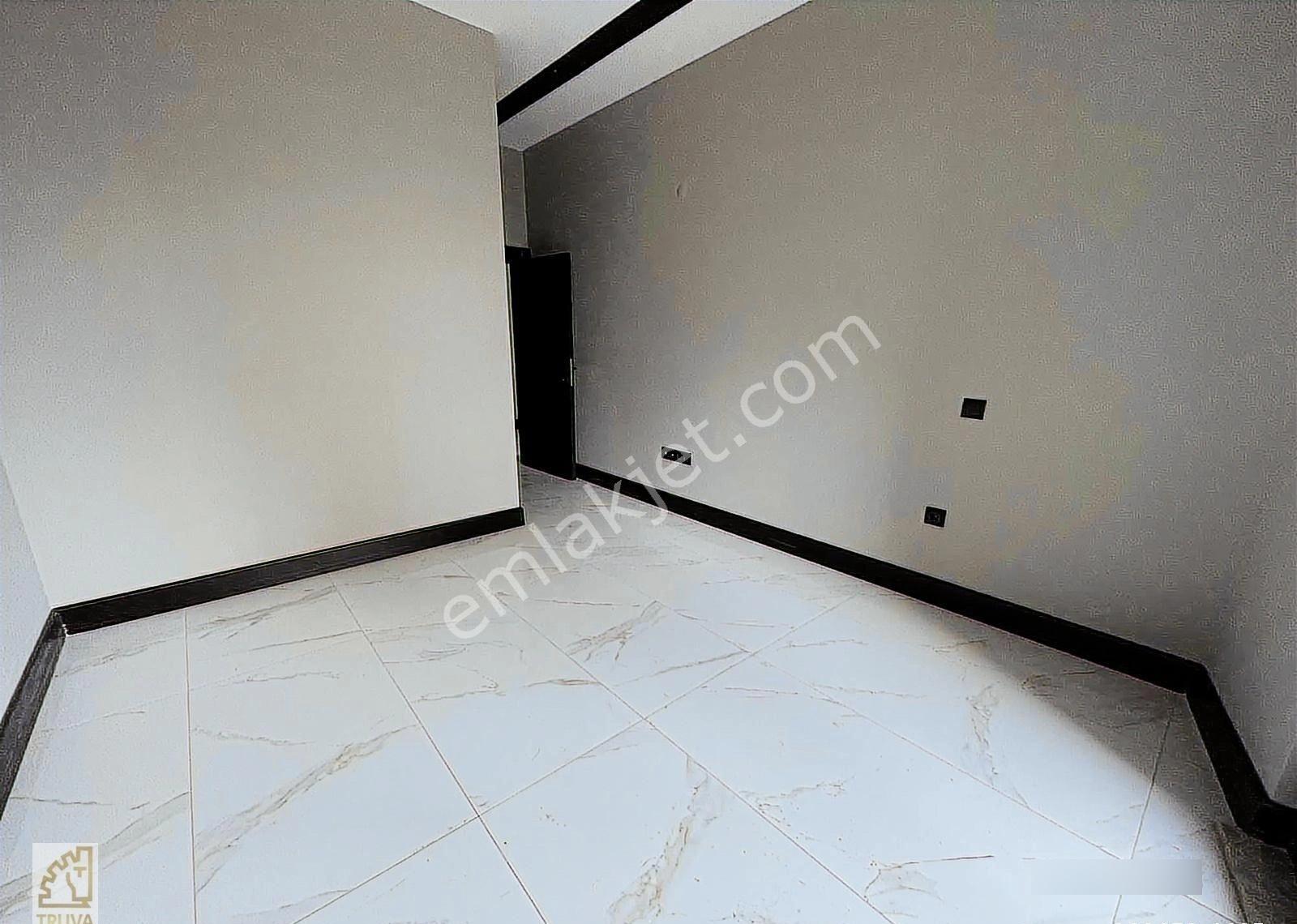 Truva// Onur Gündüzcü'den Bλrλn Ellipse'te Ön Cephe Kiralık Ofis - Görsel 25