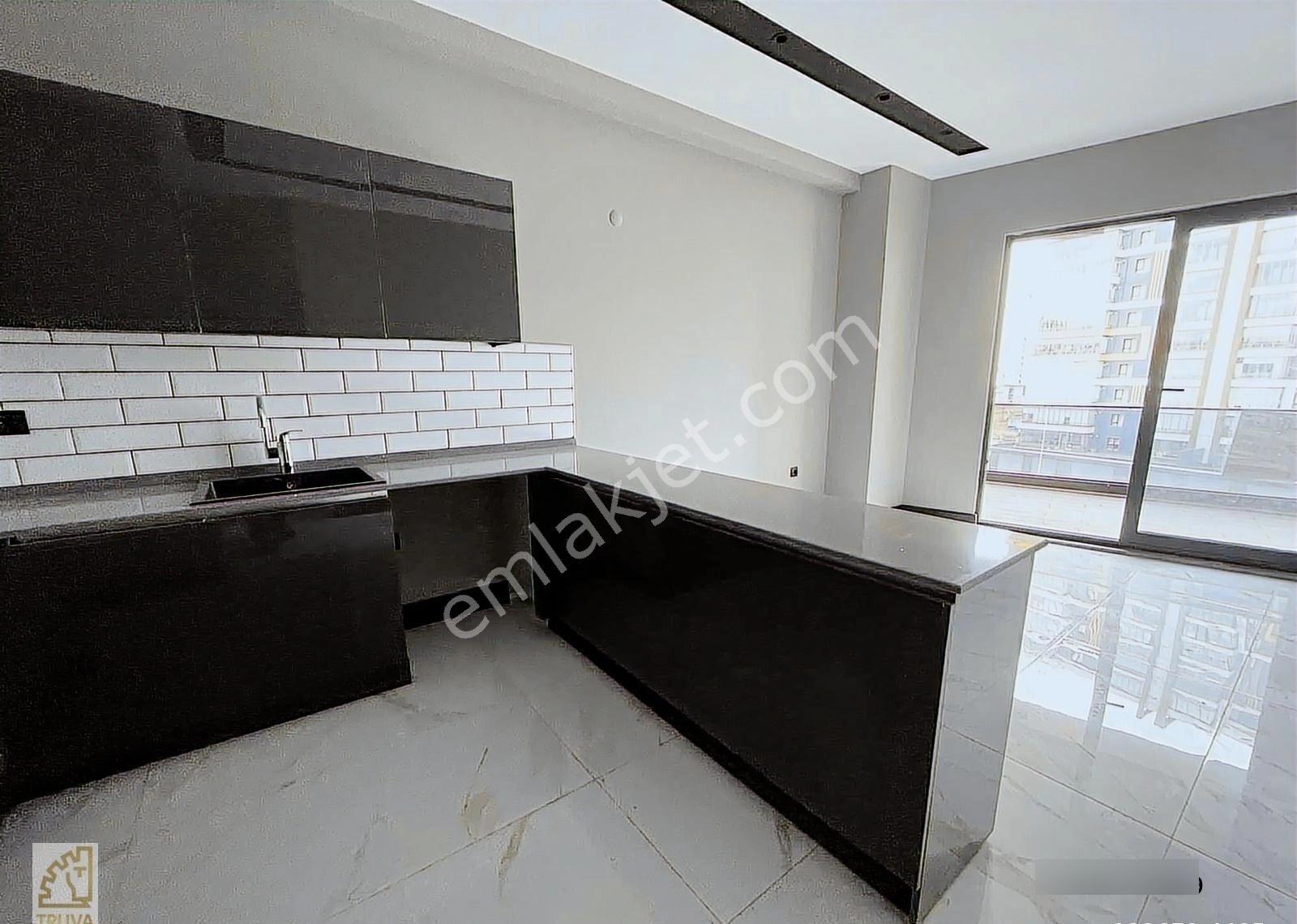 Truva// Onur Gündüzcü'den Bλrλn Ellipse'te Ön Cephe Kiralık Ofis - Görsel 2