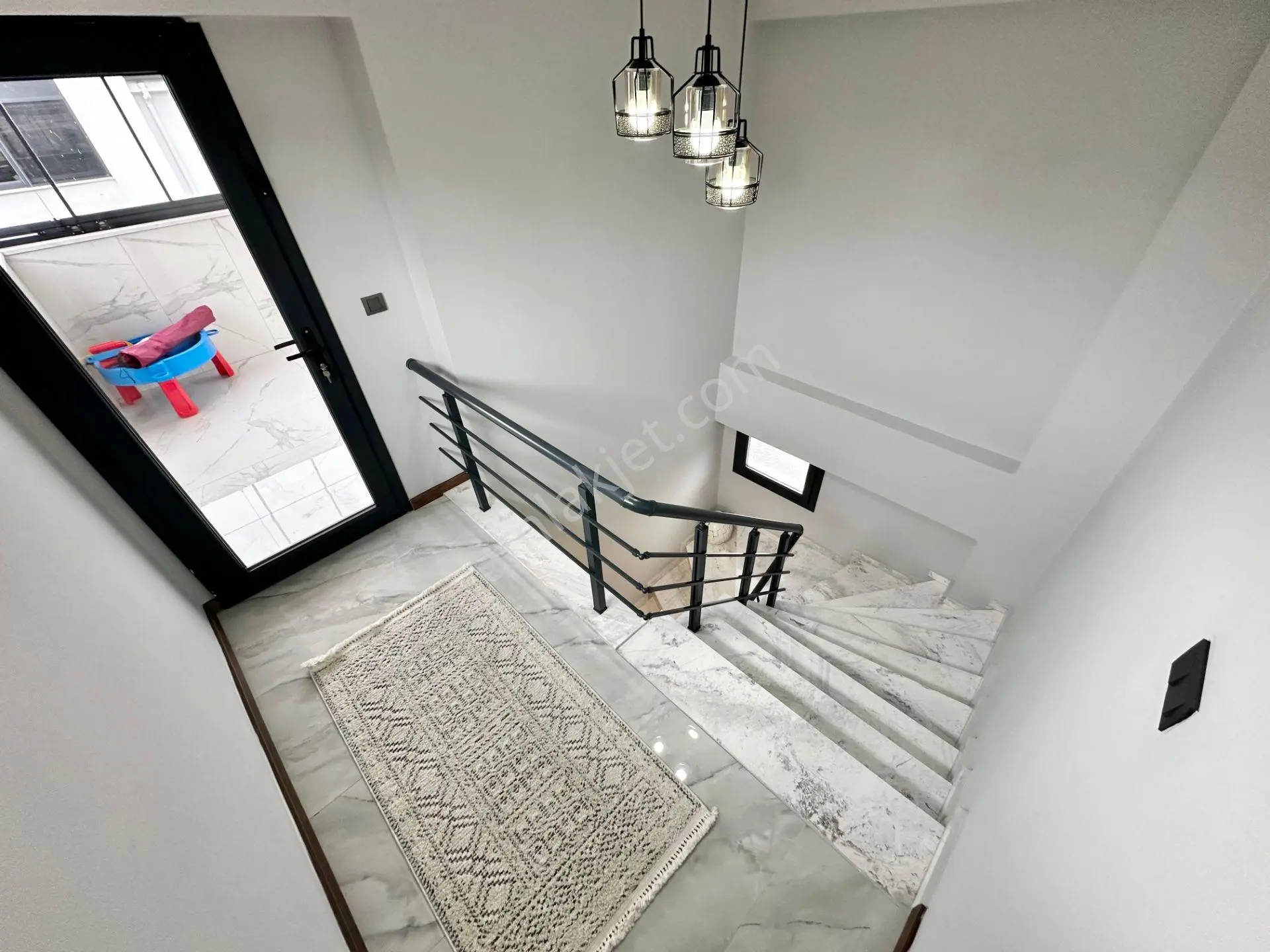 Ay Emlaktan꧂güre Kazdağları Eteklerinde Şömineli Manzaralı Teraslı Satılık 3+1 Bağımsız Ev - Görsel 27