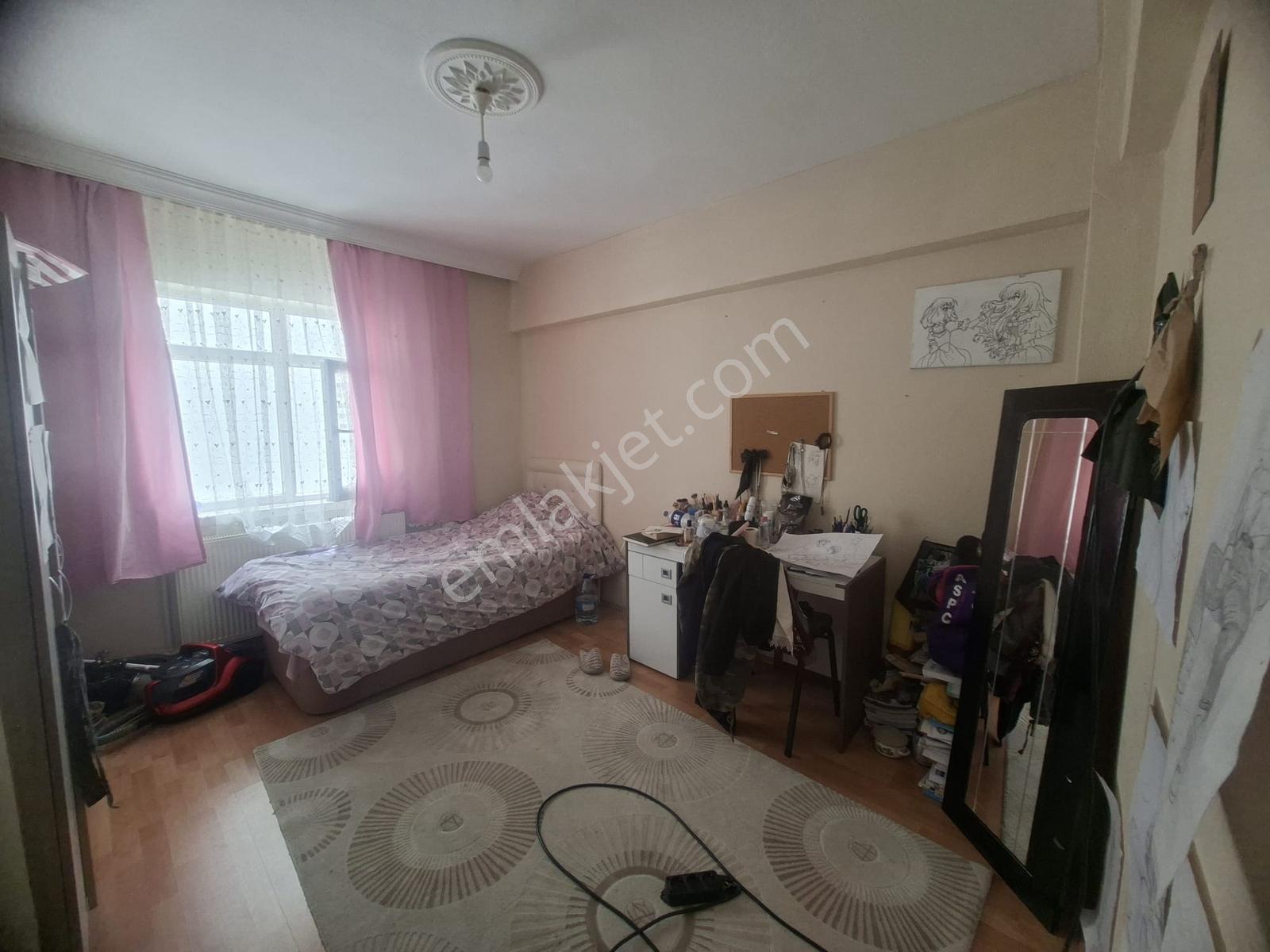 Fatih Mahallesinde 3+1 130m2 Katta Bağımsız - Görsel 11