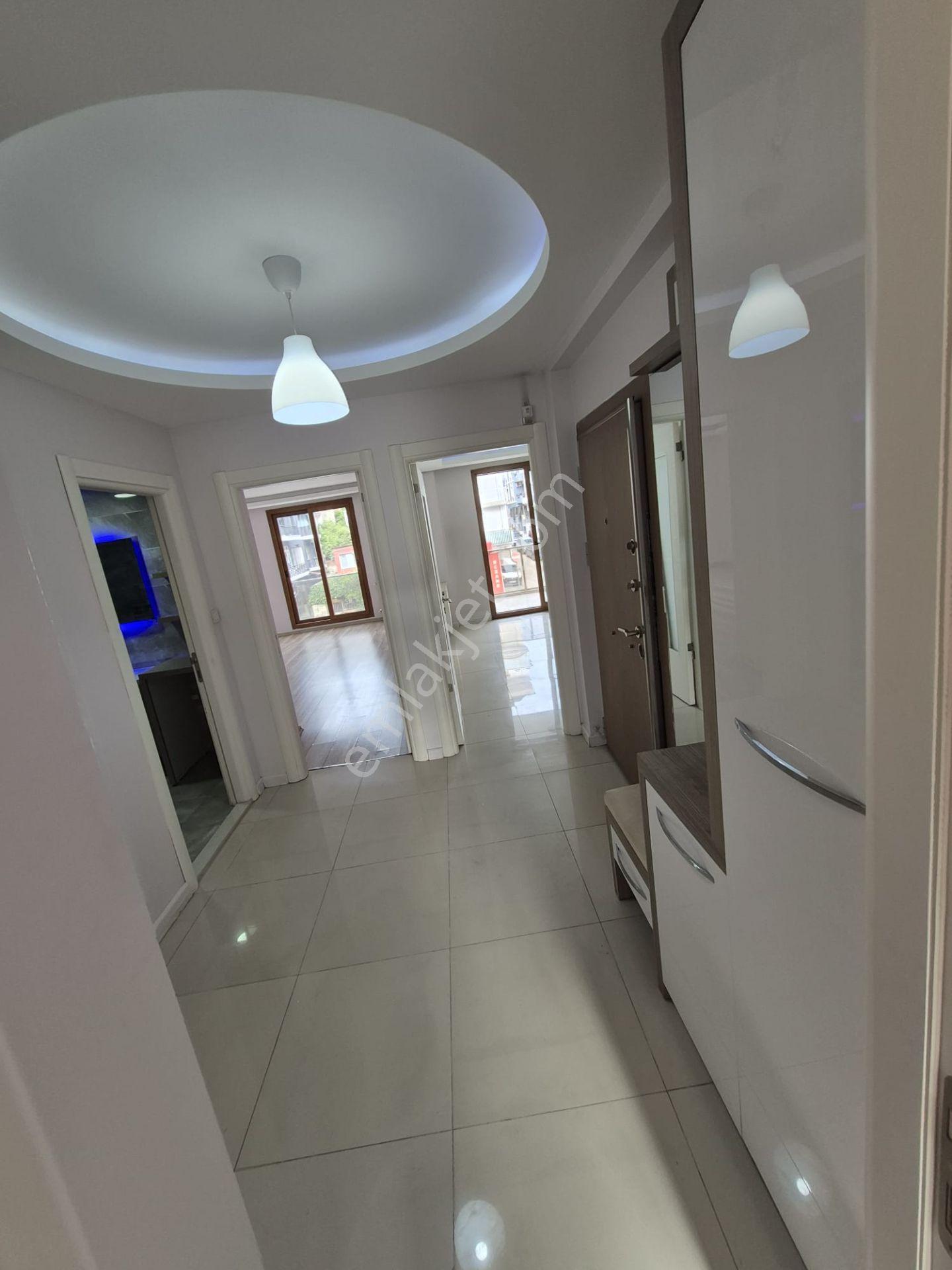Buca Hürriyet Mahallesi Cadde Üzeri Uçanyolyanı//asansörlü,otoparklı,ebvynbayolu,150m2,3+1,10yılık D - Görsel 18
