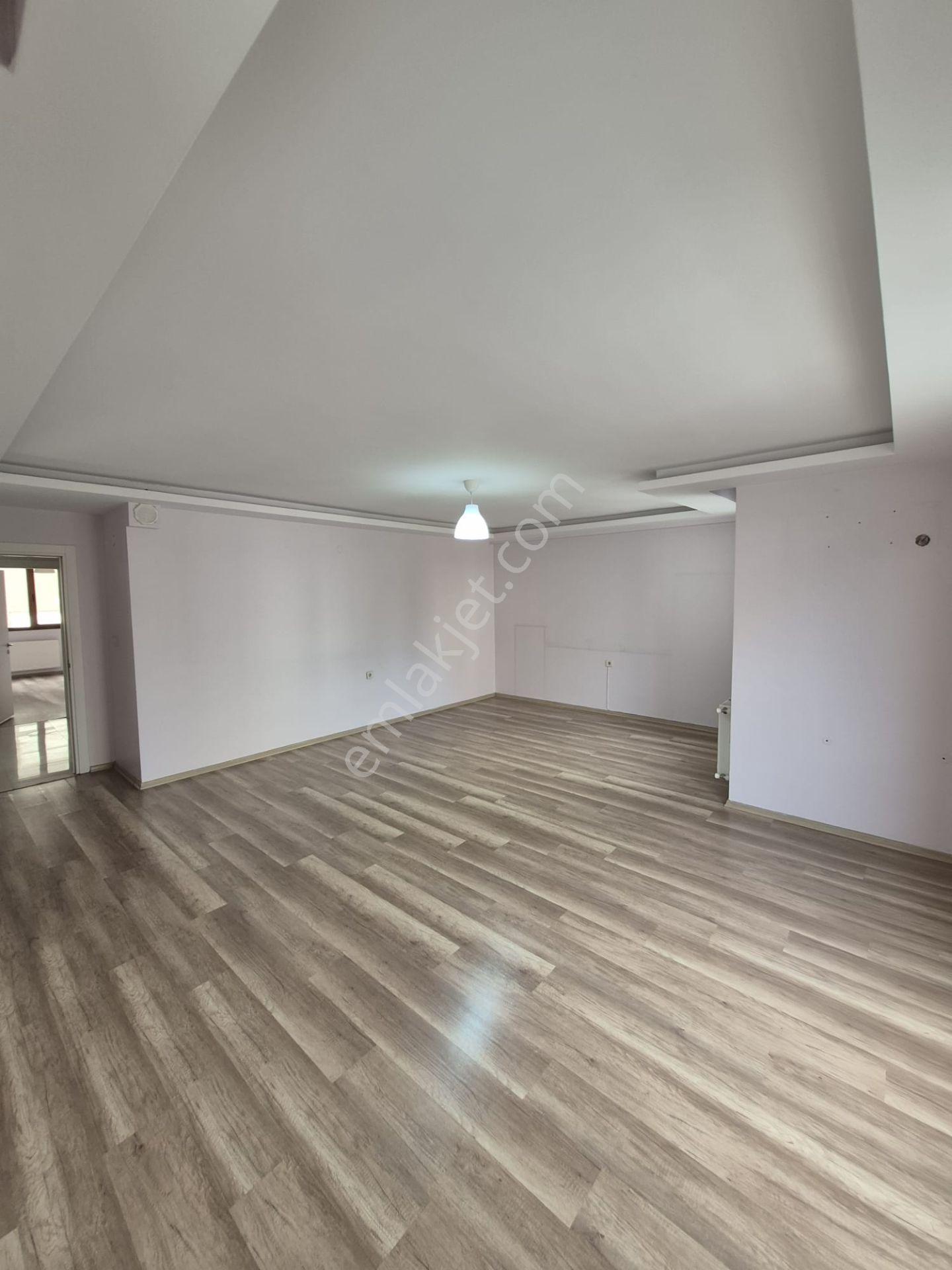 Buca Hürriyet Mahallesi Cadde Üzeri Uçanyolyanı//asansörlü,otoparklı,ebvynbayolu,150m2,3+1,10yılık D - Görsel 10