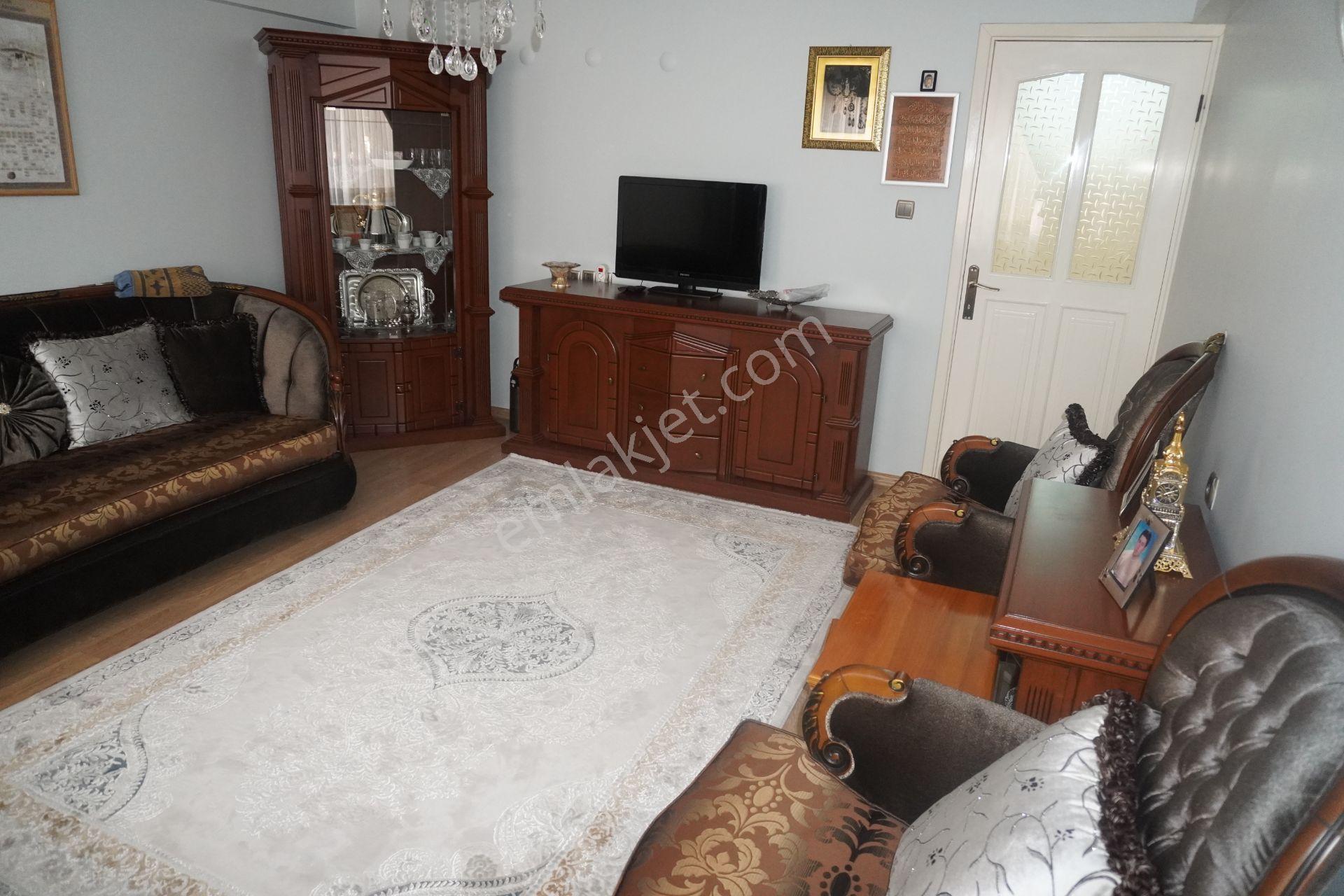 Küçükçiğli De Satılık 3+1 Doğalgaz Kombili+balkonlu Çiğli Serkan - Görsel 10