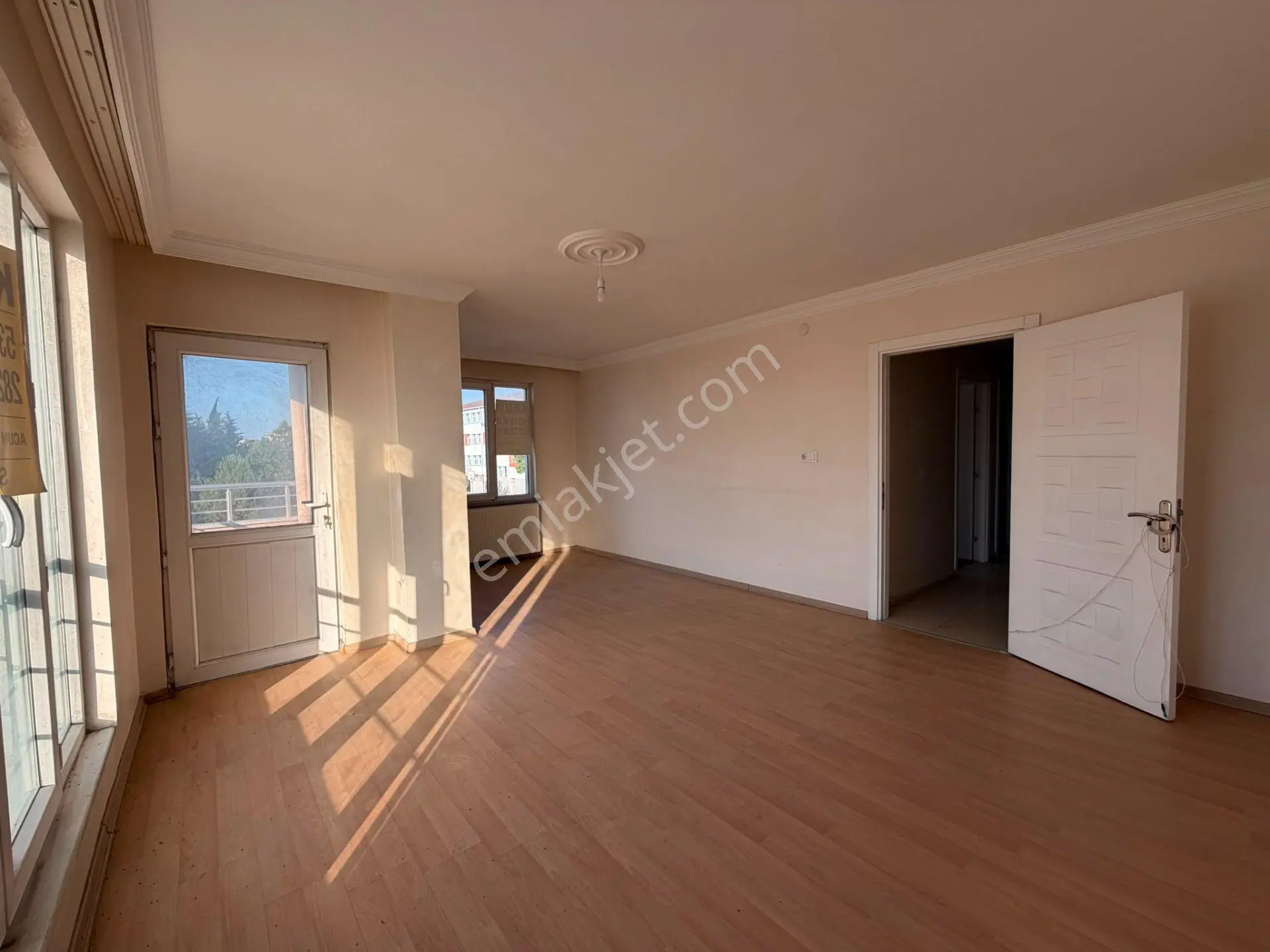 Kiralık 3+1 Ferah 130 M2 Doğalgazlı Daire | Çerkezköy İstasyon Mahallesi | Asfalta Sıfır