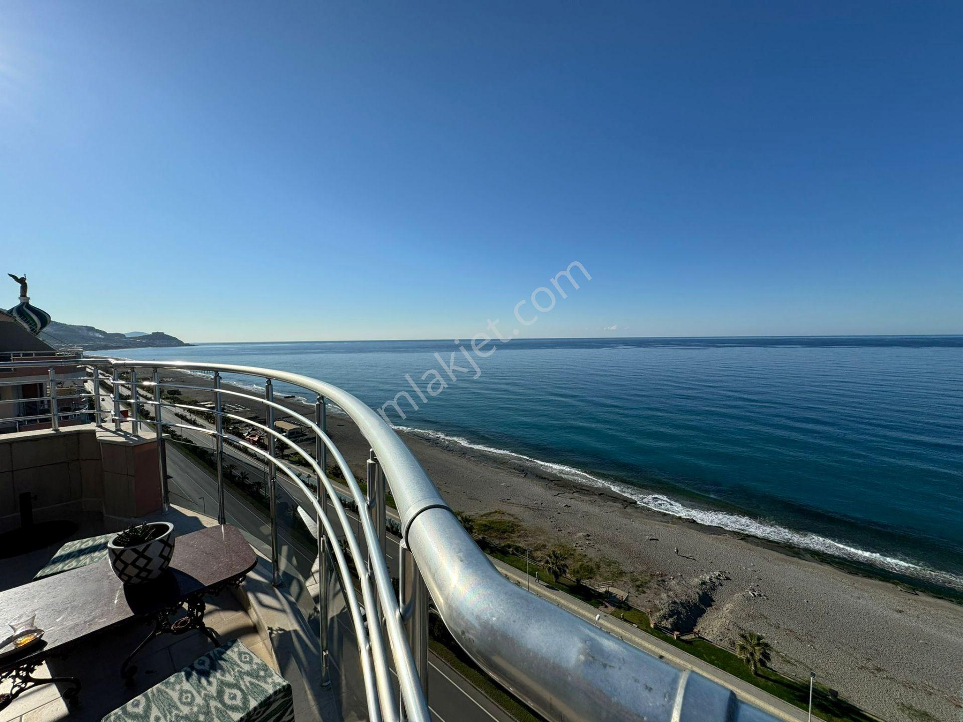 Alanya Mahmutlar’da Denize Sıfır, Panoramik Manzaralı Ultra Lüks 3+1 Dubleks - Görsel 35