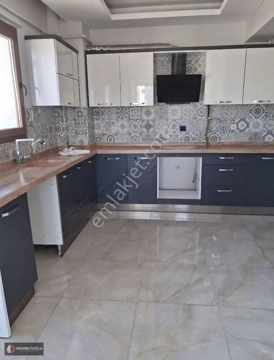 Konaklar Mahallesinde 3+1 Kiralık Daire