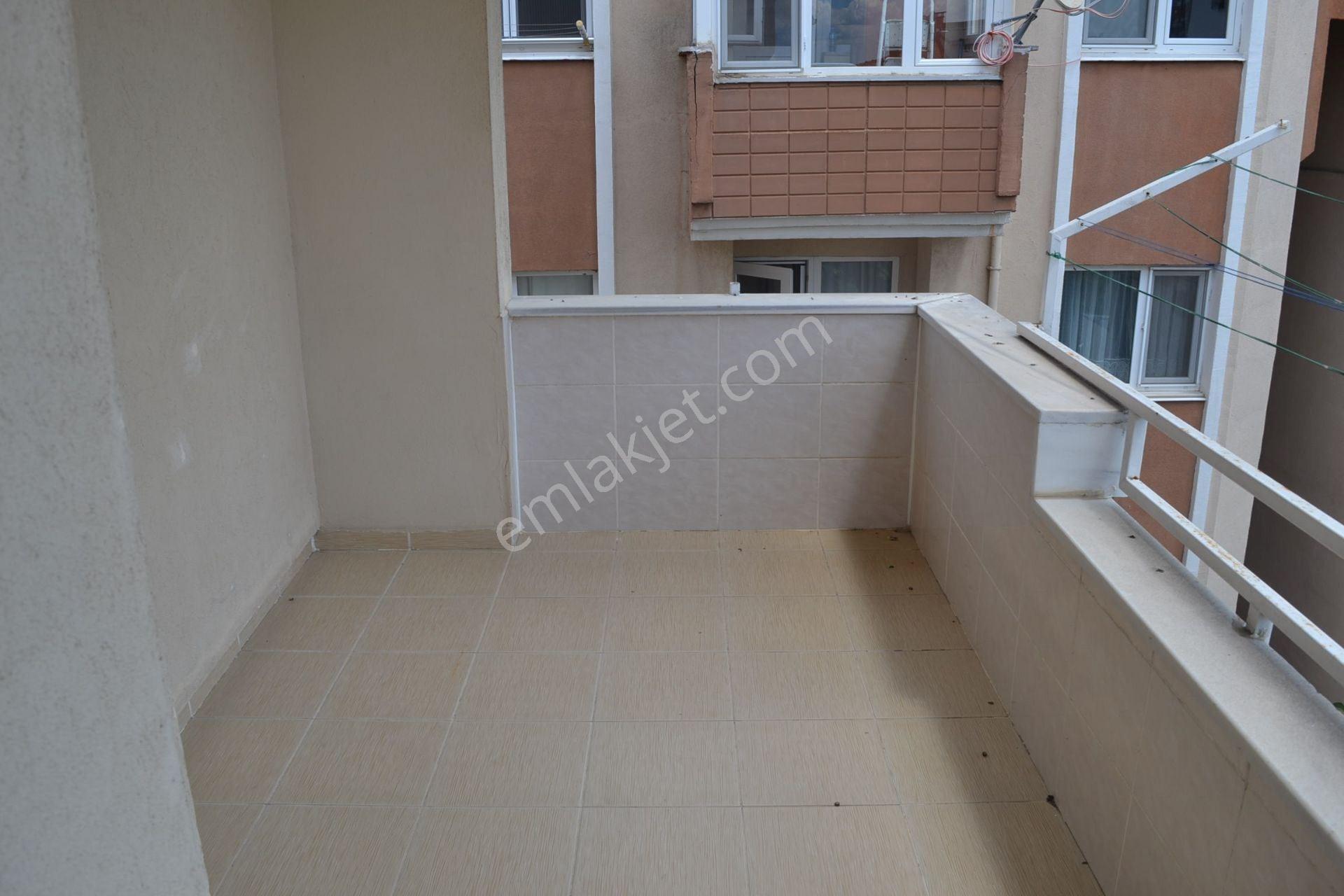 Lüleburgaz Güneş Mahallesi Devlet Hastanesinin Karşısında Kiralık 3+1 Daire - Görsel 7