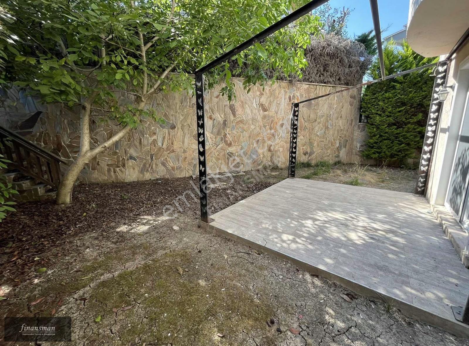 Elit Ve Butik Sitede..müstakil Bahçeli..havuzlu..dublex Villa - Görsel 15