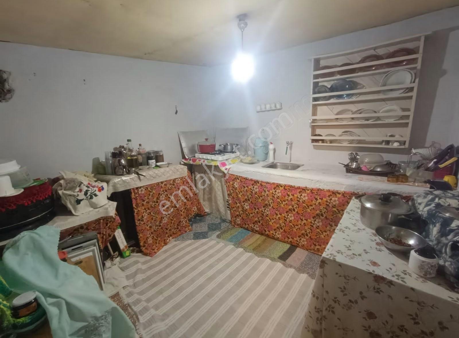 Yenipazar'da 3+1 Evi Olan Satılık 405m² Arsa - Görsel 2