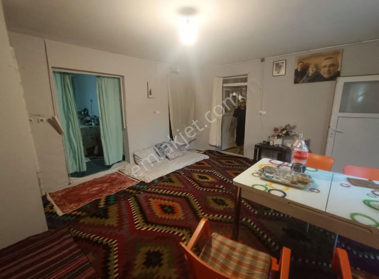 Yenipazar'da 3+1 Evi Olan Satılık 405m² Arsa - Görsel 9