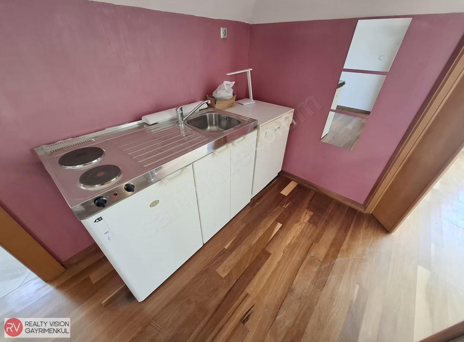 Çekmeköy'e Komşu Çavuşbaşı Caddesi Üzeri Site İçi Kiralık Villa - Görsel 25
