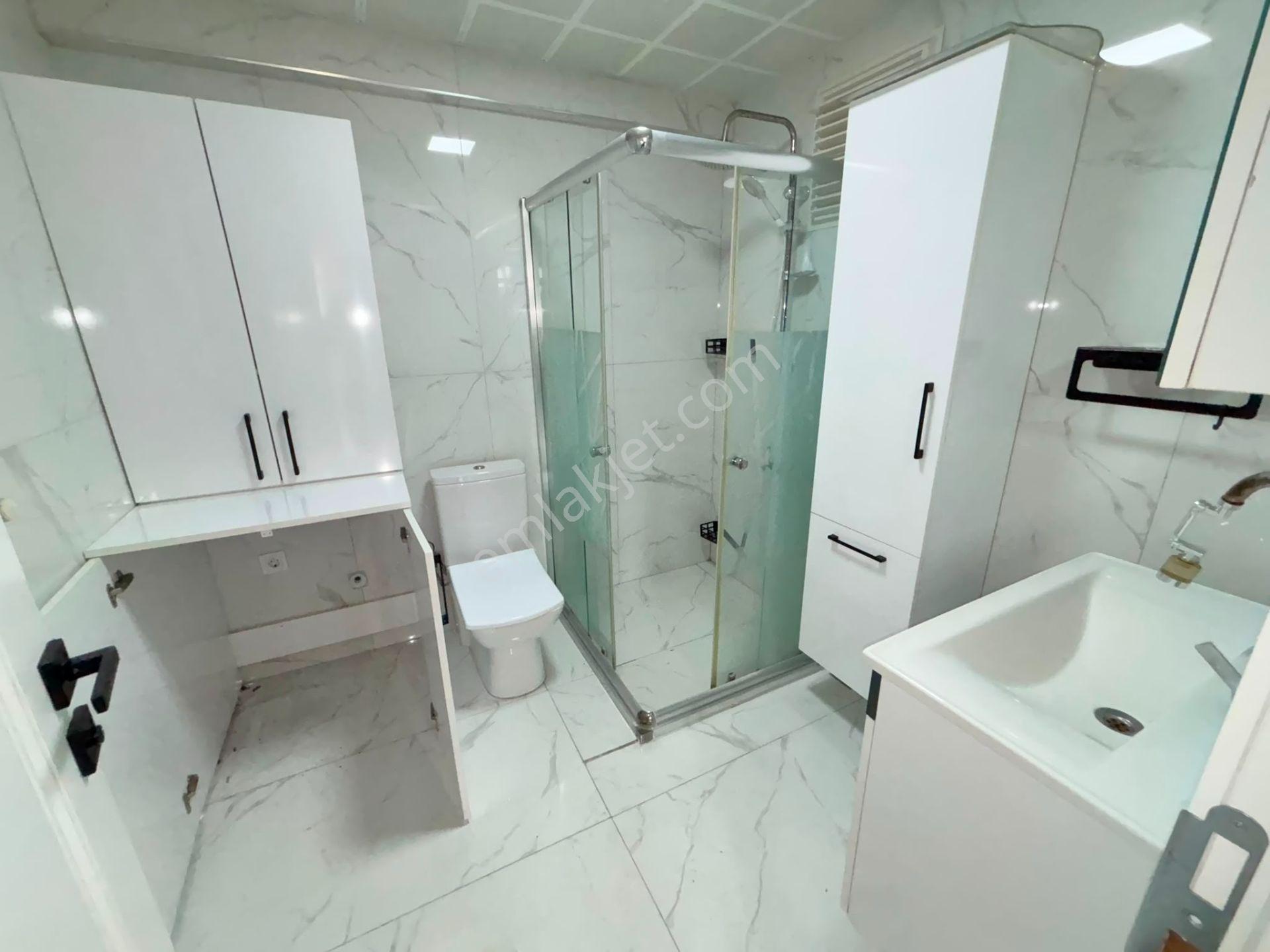Yılmaz Gayrimenkulden Pınarbaşı Mah. Lüks Yapılı 3+1 Son Katta Kupon Kiralık Daire - Görsel 14