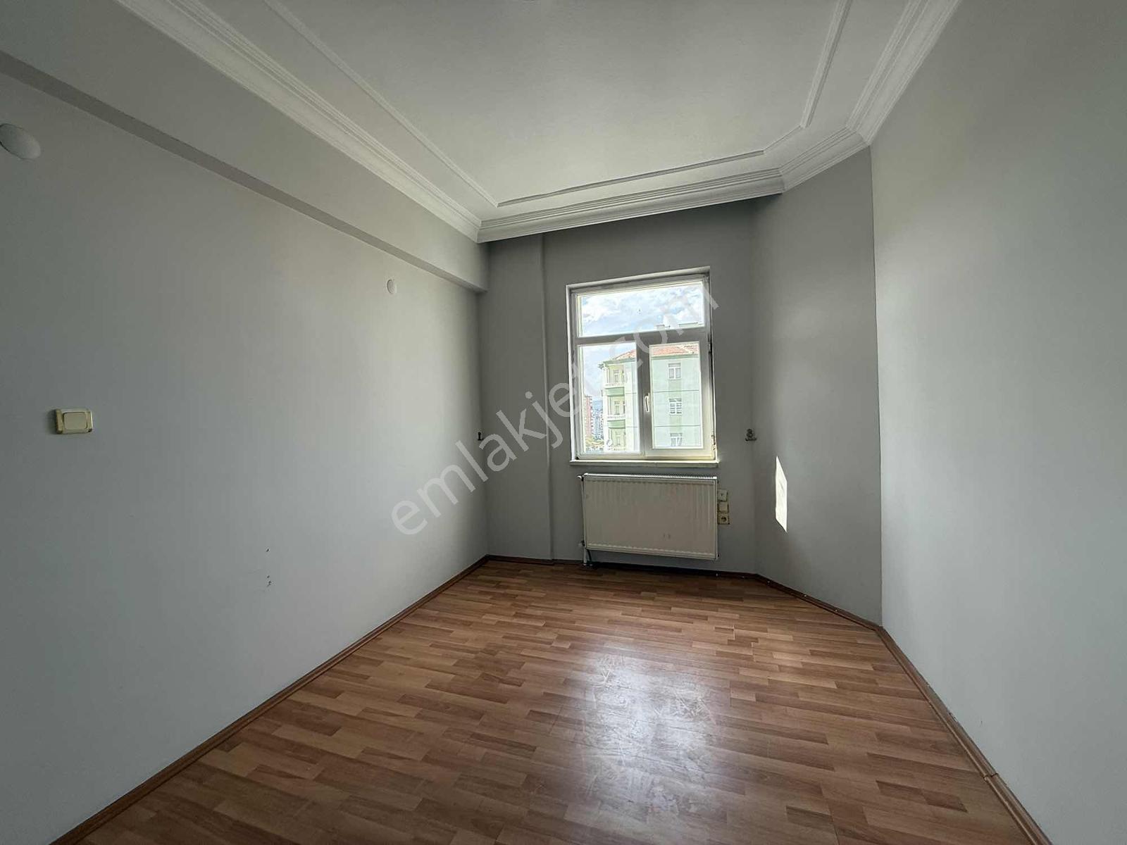 Esenyurt Mah.3+1 Odalı Manzaralı Kiralık Daire - Görsel 17