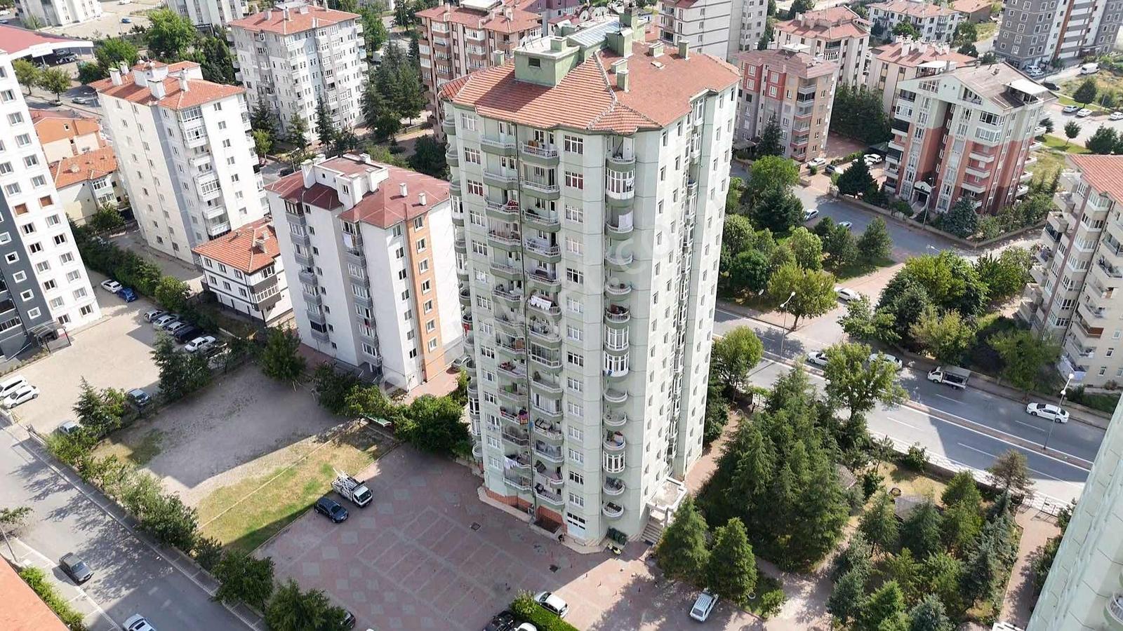 Esenyurt Mah.3+1 Odalı Manzaralı Kiralık Daire