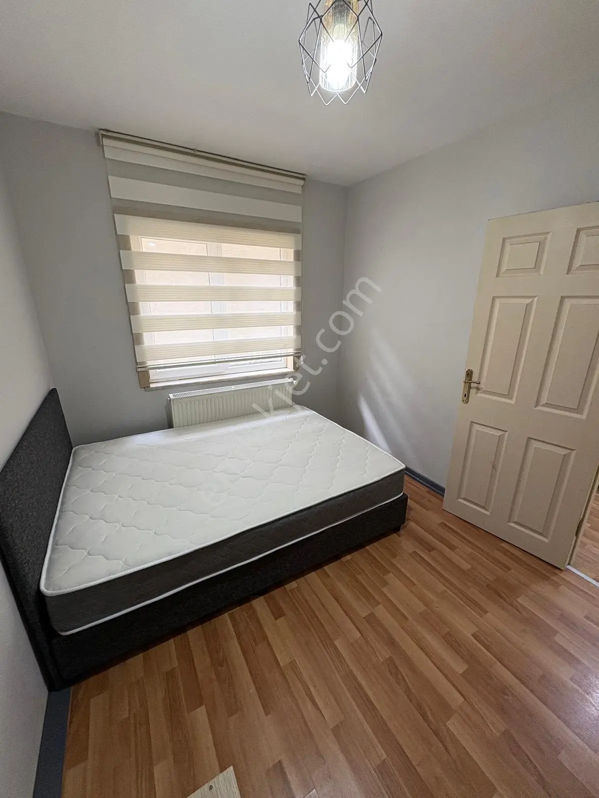 Görüklede Merkezi Yenilenmiş Site İçi 1+1 Eşyalı Kiralık Daire - Görsel 3