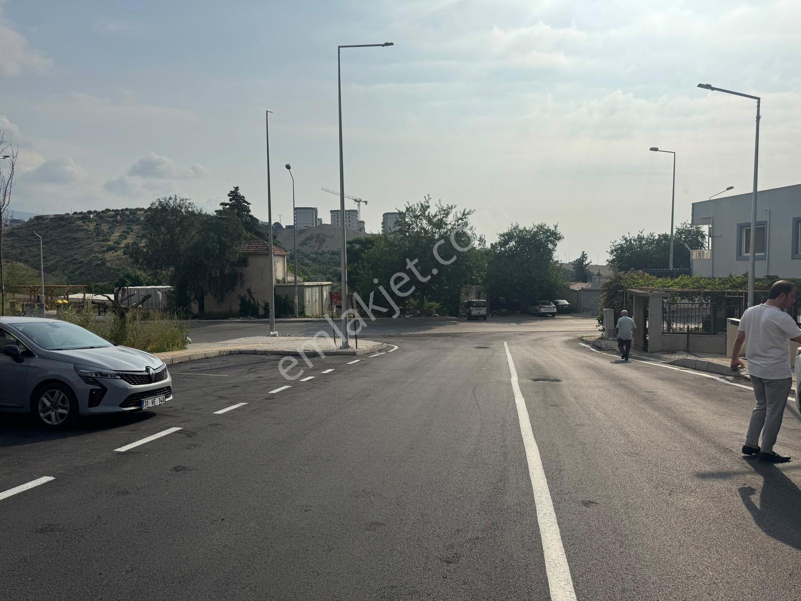 İsmet İnönü Mahallesinde 2+1 Arakat Satılık Daire - Görsel 17