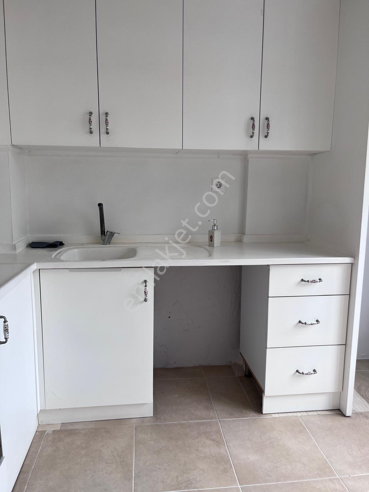 Yenimahallede Geniş 4+1 Kiralık Daire | Uygun Fiyat Avantajı - Görsel 17