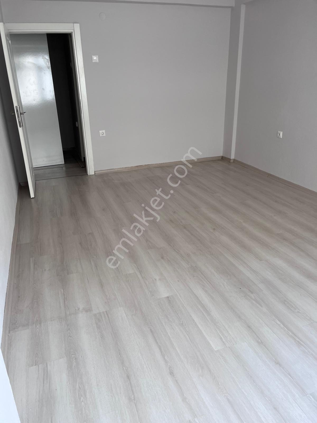 Yenimahallede Geniş 4+1 Kiralık Daire | Uygun Fiyat Avantajı - Görsel 12