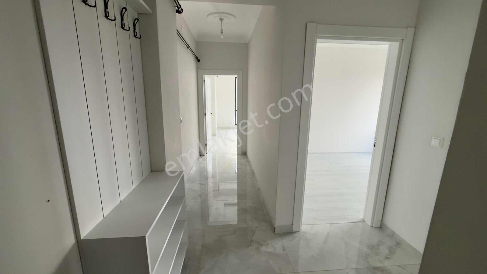 Remax Dem'den Çarşı Merkezde Alttan Isıtmalı Kiralık 2+0 Daire - Görsel 10