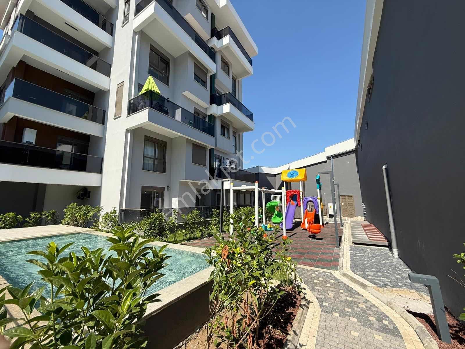 Site İçerisinde_kapalı Otopark_havuz_çocuk Oyun Alanı_geniş 1+1 - Görsel 7