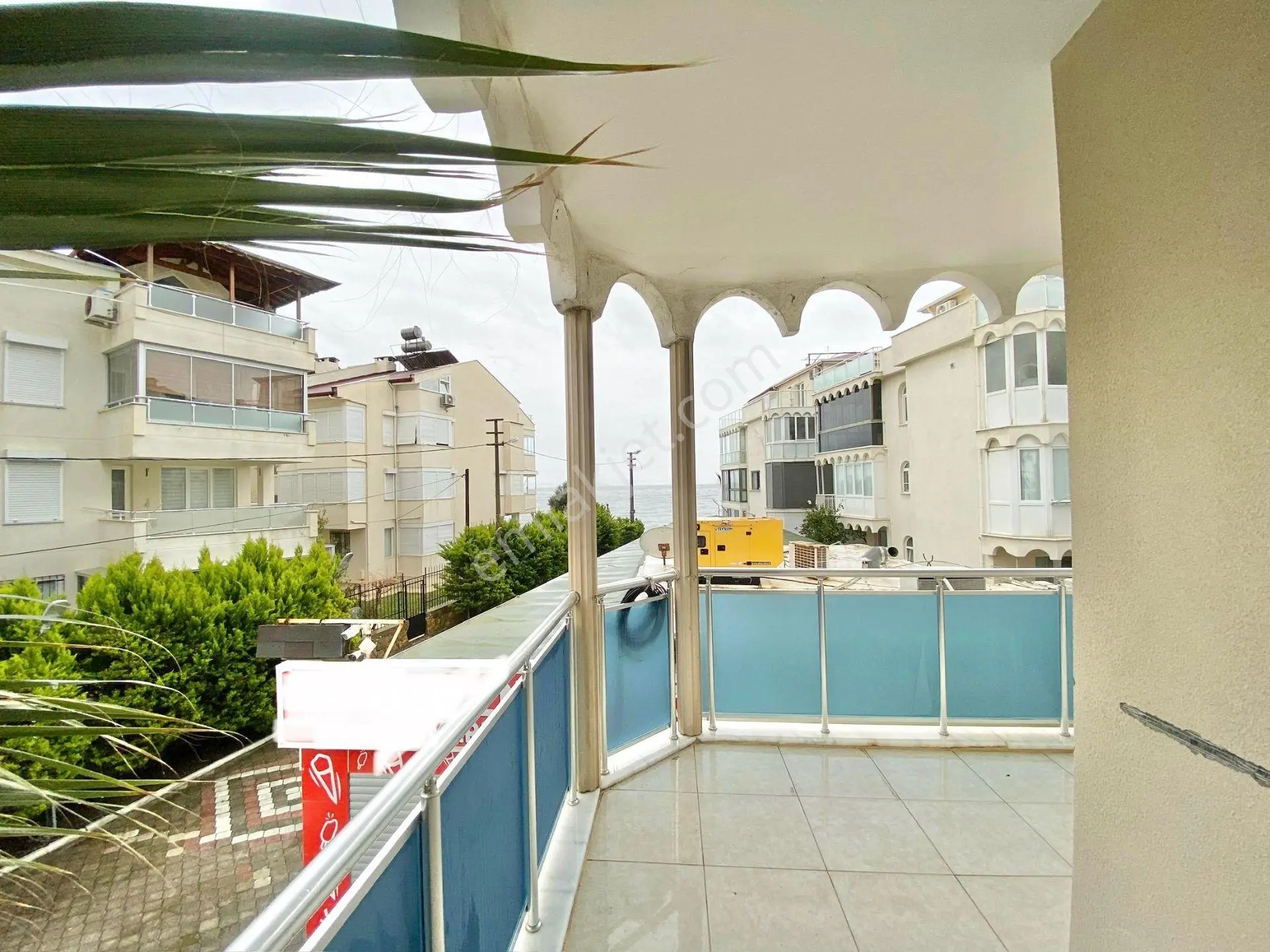 Ay Emlaktanaltınoluk Yağcılarda Denize 50 Mt***eşyalı***deniz Manzaralı Satılık 2+1 Arakat Daire - Görsel 32