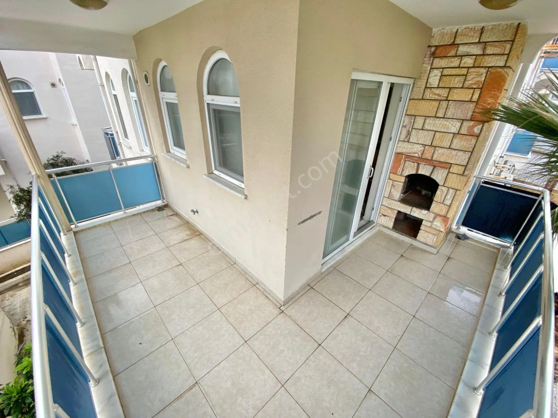 Ay Emlaktanaltınoluk Yağcılarda Denize 50 Mt***eşyalı***deniz Manzaralı Satılık 2+1 Arakat Daire - Görsel 12